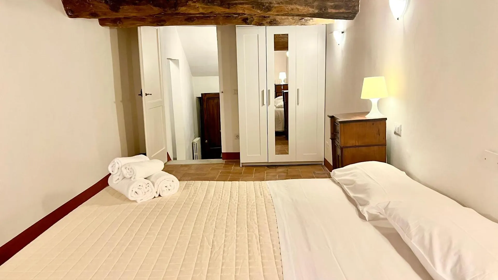 Franciosa Lodge - Cattedrale Siena 0*,  Italy